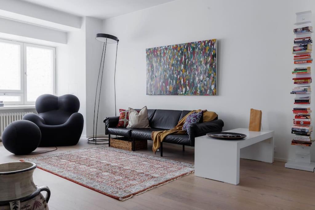 Spacious 2br On Bulevardi Appartement *