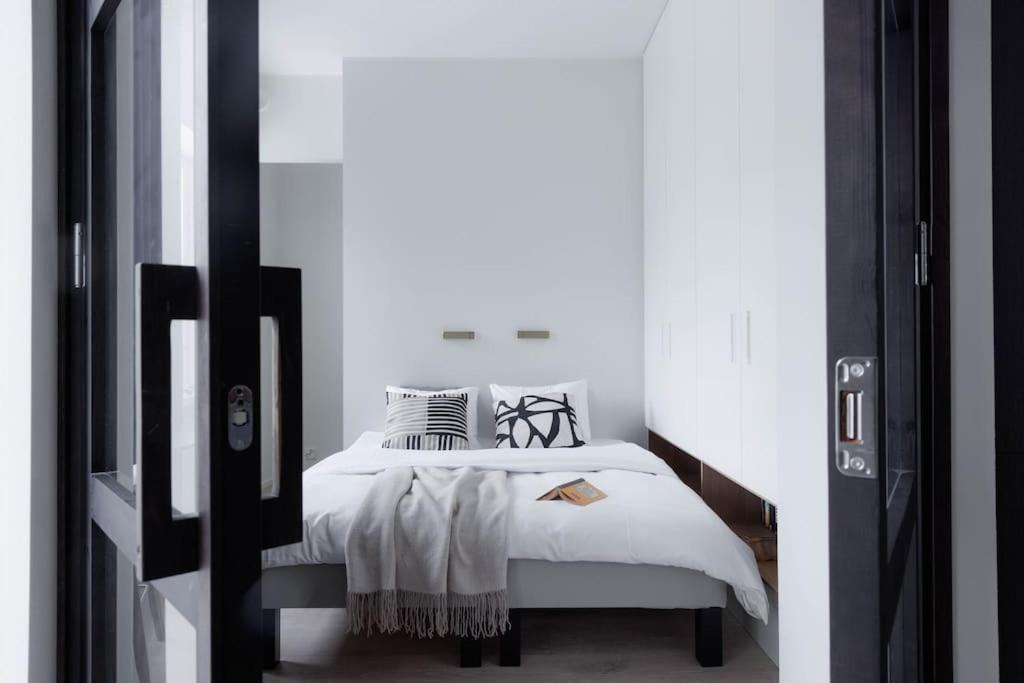 Spacious 2br On Bulevardi Appartement *